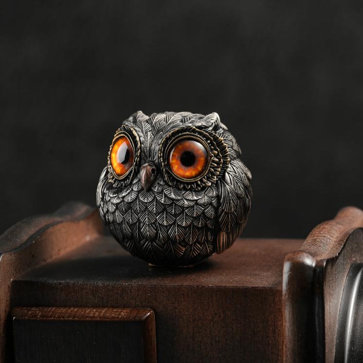 Orion™ | Escultura de Búho en Bronce con Ojos Místicos