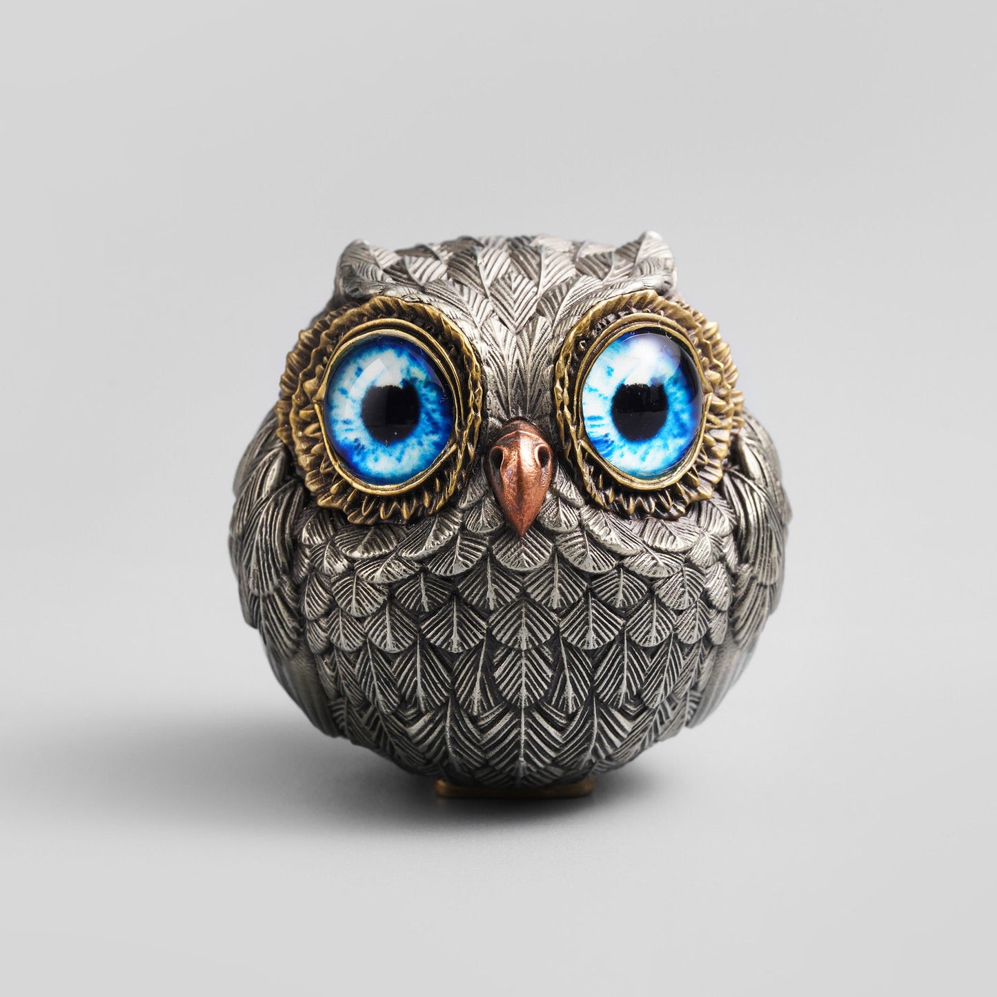 Orion™ | Escultura de Búho en Bronce con Ojos Místicos