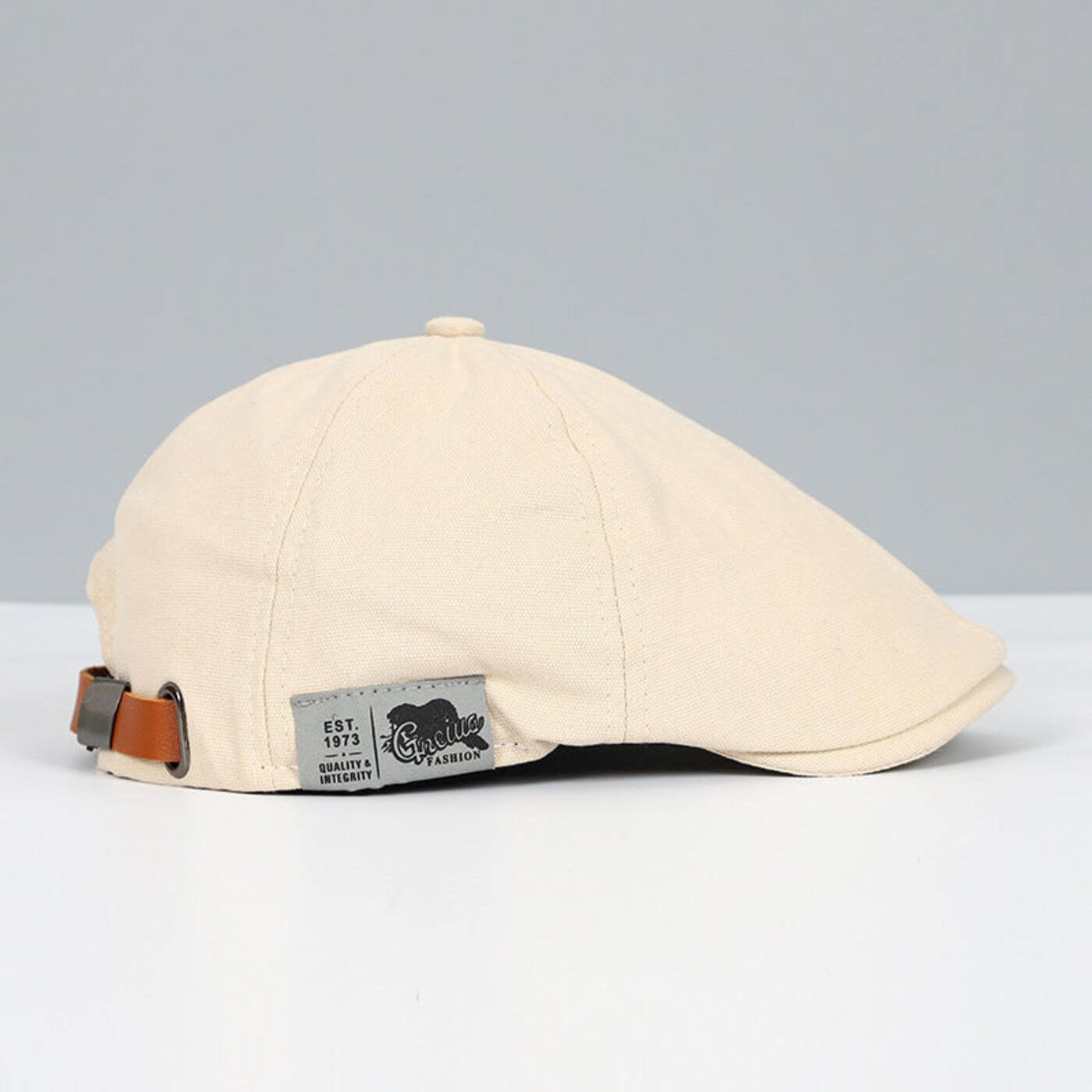 Marc™ | Casquette Intemporelle – Élégante, Sportive et Confiance