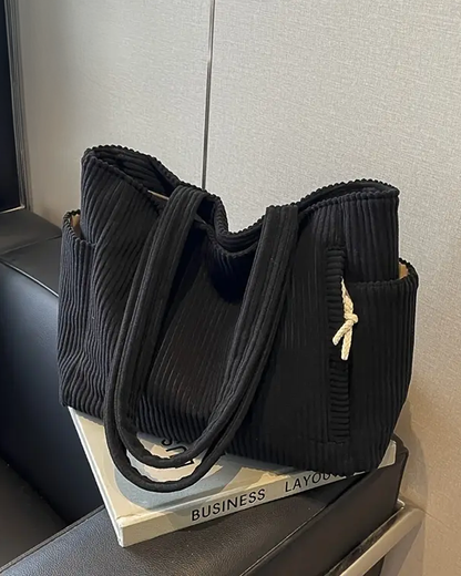 Verde Serena™ | Bolso Acanalado con Detalle de Cordón