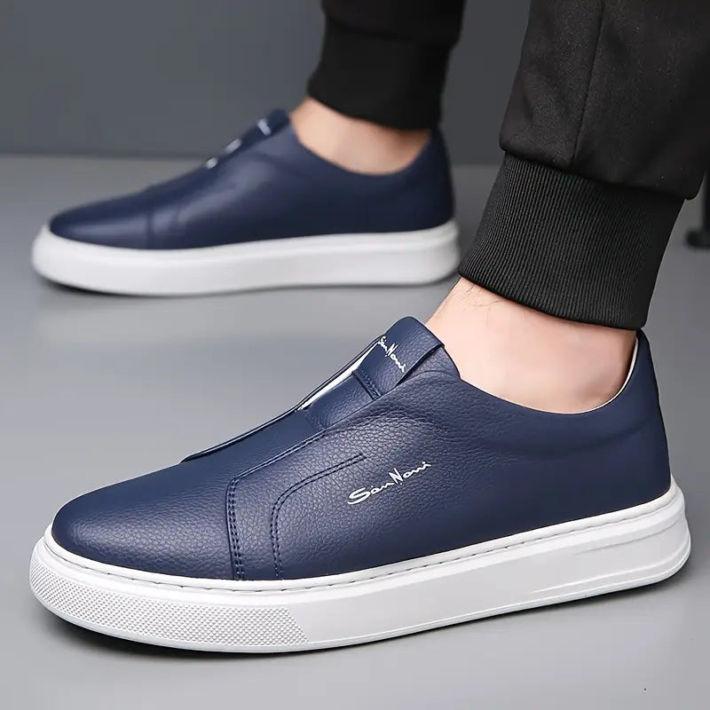 Zapatillas de piel