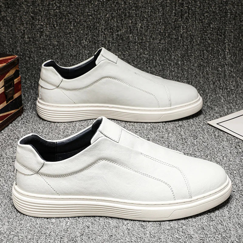 Zapatillas clásicas de piel