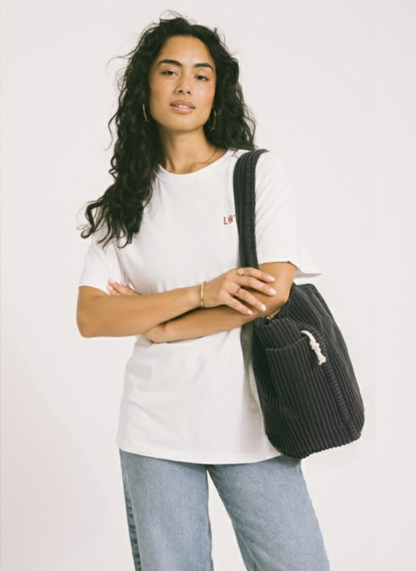 Verde Serena™ | Bolso Acanalado con Detalle de Cordón