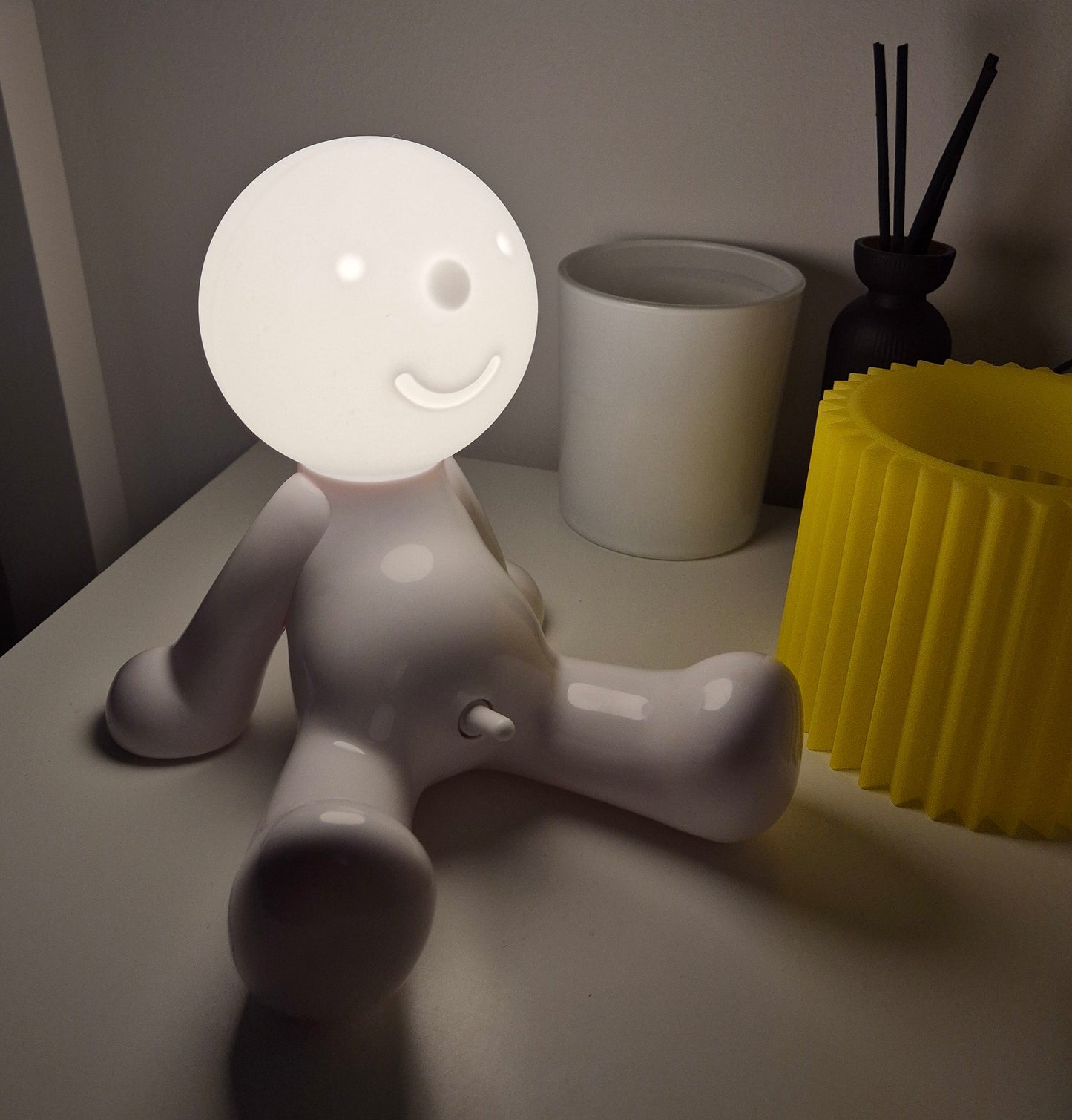 Hugo™ | Lámpara de Diseño Divertida